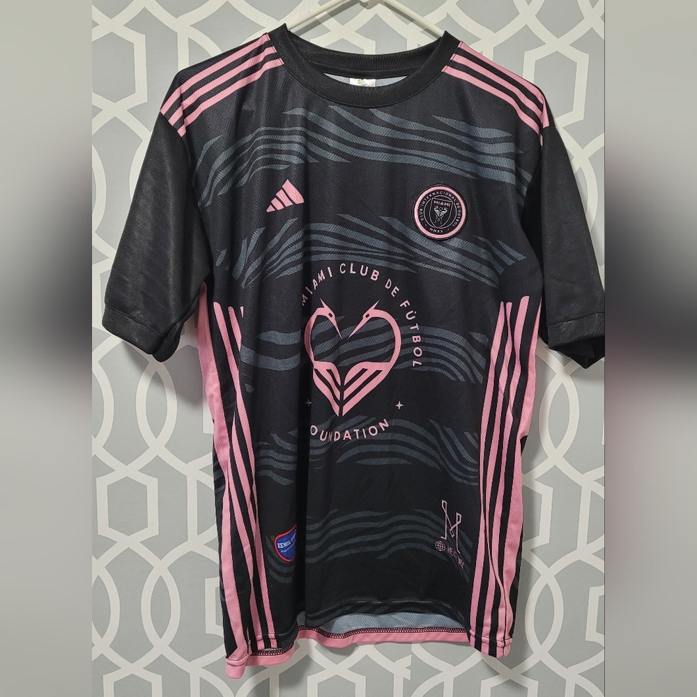 Intermiami Cf MESSI *read Details*